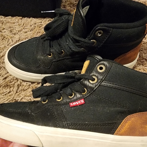 Lot of boys size 2 shoes - Picture 7 of 12